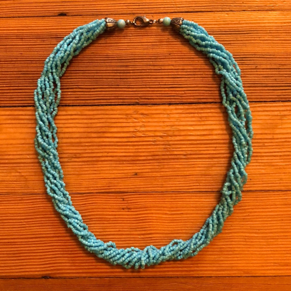 Beaded turquoise necklace